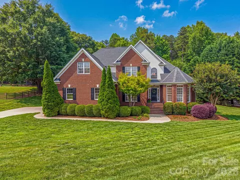 5059 Graystone Estates Dr, Belmont, NC 28012