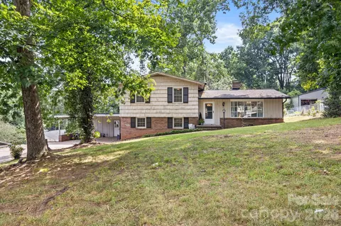 912 Parkwood Rd, Shelby, NC 28150