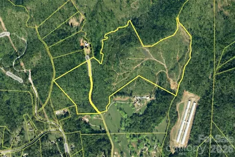 2148 White Springs Ln, Lenoir, NC 28645