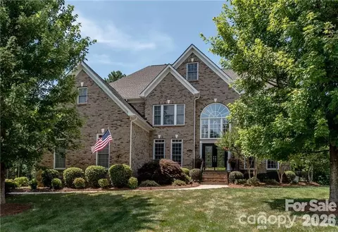 6717 Wesley Glen Dr, Waxhaw, NC 28173