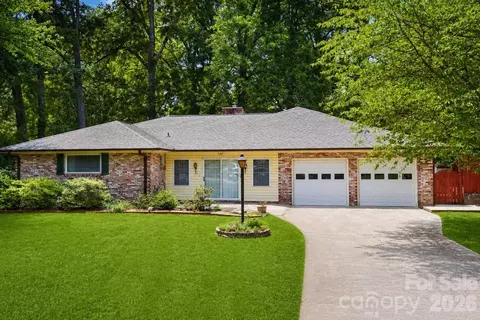328 Brookwood Dr, Salisbury, NC 28146