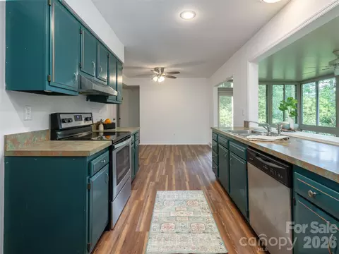 Kitchen - 1 Oak Leaf Dr, Fletcher, NC 28732 photo 2 of 2