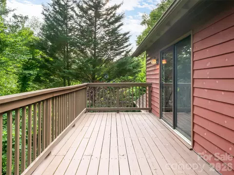 Exterior - 1 Oak Leaf Dr, Fletcher, NC 28732 photo 10 of 16