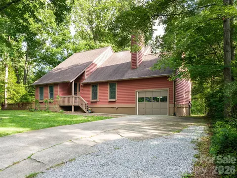Exterior - 1 Oak Leaf Dr, Fletcher, NC 28732 photo 16 of 16
