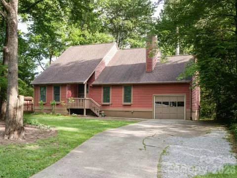 Exterior - 1 Oak Leaf Dr, Fletcher, NC 28732 photo 2 of 16