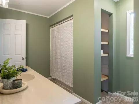 Bath - 1 Oak Leaf Dr, Fletcher, NC 28732 photo 2 of 3