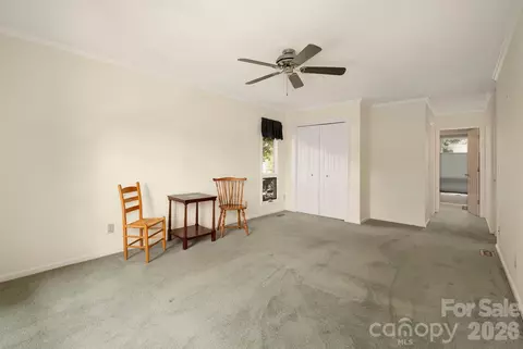 Bedroom - 129 Forest View Dr, Flat Rock, NC 28731 photo 2 of 3