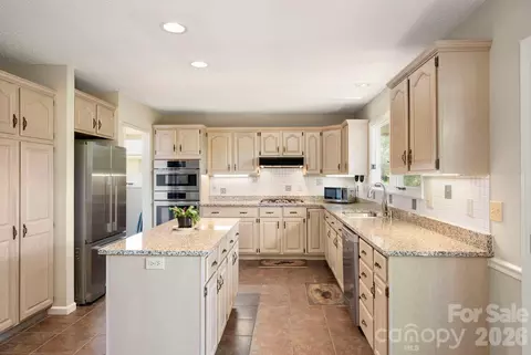 Kitchen - 129 Forest View Dr, Flat Rock, NC 28731 photo 3 of 6