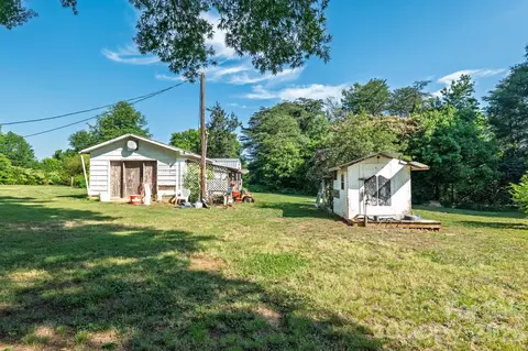Exterior - 655 Edmiston Rd, Mount Ulla, NC 28125 photo 5 of 5