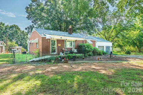 655 Edmiston Rd, Mount Ulla, NC 28125