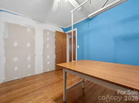 Bedroom - 655 Edmiston Rd, Mount Ulla, NC 28125 photo 2 of 2