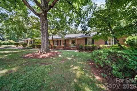 2925 Grampian Dr, Gastonia, NC 28054