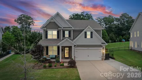 5021 Shadowbrook Rd, Waxhaw, NC 28173