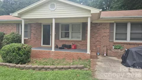 124 Riley Rd, Dallas, NC 28034