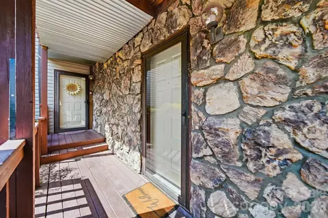 1420 11th Street Nw 23 Dr NW #23, Hickory, NC 28601