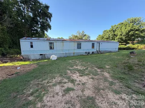 171 Ridley St, Marion, NC 28752