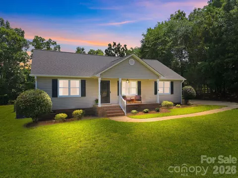 600 Gray Dr, Charlotte, NC 28213