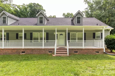 1738 Charlotte Hwy, Lancaster, SC 29720