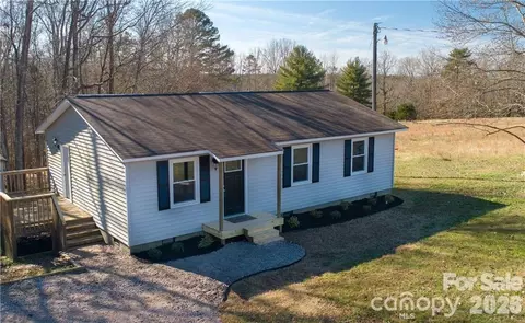 3753 Jenkins Rd, Clover, SC 29710