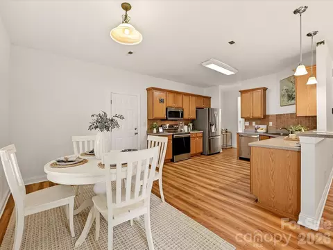 Dining - 10507 Glenmeade Rd, Cornelius, NC 28031 photo 3 of 3