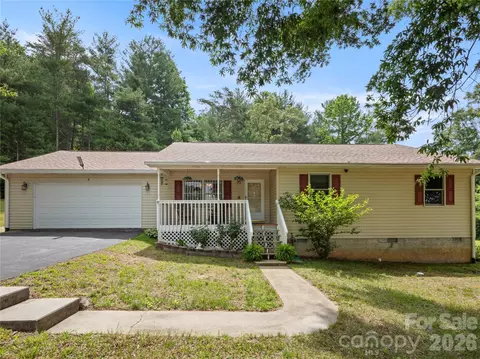 5 Harrison Hill Rd, Swannanoa, NC 28778