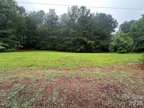 000 Young Rd, Bessemer City, NC 28016