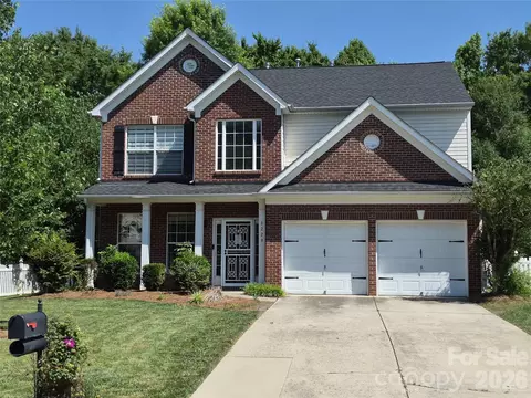 6229 Roseway Ct, Harrisburg, NC 28075