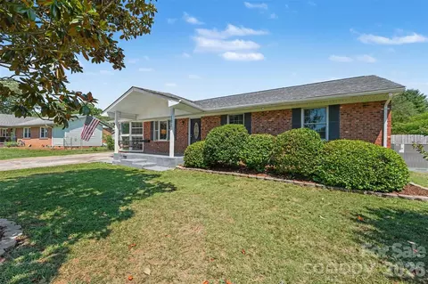 Exterior - 101 E Chamblee Dr, Salisbury, NC 28147 photo 2 of 3