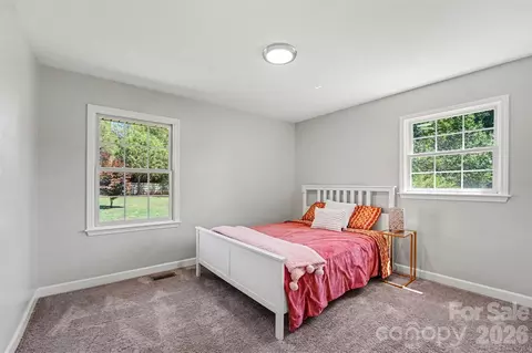Bedroom - 101 E Chamblee Dr, Salisbury, NC 28147 photo 1 of 5
