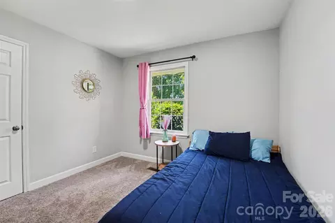 Bedroom - 101 E Chamblee Dr, Salisbury, NC 28147 photo 2 of 5