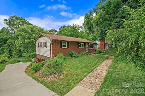 154 Richmond Hill Dr, Asheville, NC 28806