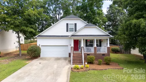 1566 Meadow Glen Ln, Rock Hill, SC 29730