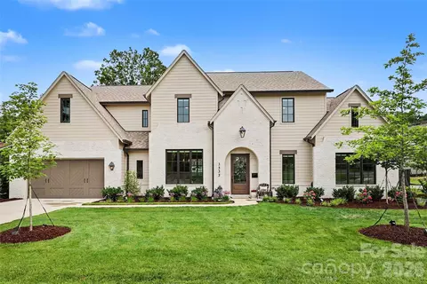 3333 Anson St, Charlotte, NC 28209