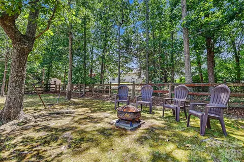 Exterior - 3035 Proverbs Ct, Monroe, NC 28110 photo 2 of 3