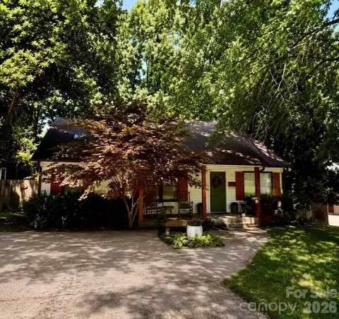 4431 Garris Rd, Charlotte, NC 28209