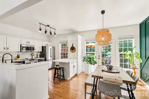 Kitchen - 2914 Duvalla Ave, Charlotte, NC 28209 photo 4 of 4