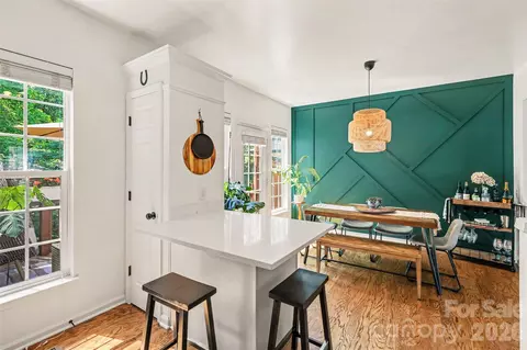 Dining - 2914 Duvalla Ave, Charlotte, NC 28209 photo 1 of 2