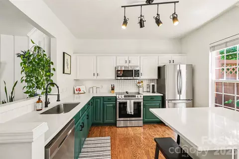 Kitchen - 2914 Duvalla Ave, Charlotte, NC 28209 photo 1 of 4