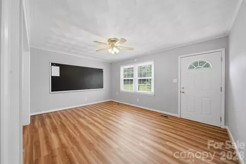 Living - 9357 Keller Ave, Hildebran, NC 28637 photo 5 of 9