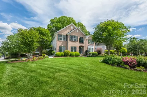15936 Northstone Dr, Huntersville, NC 28078