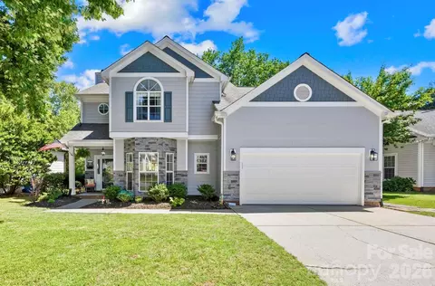 141 Ashford Hollow Ln, Mooresville, NC 28117