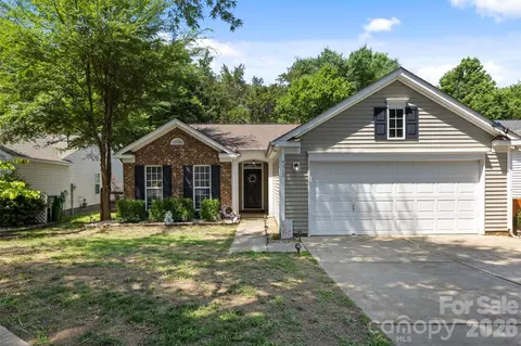 4313 Bubbling Brook Ct, Charlotte, NC 28278