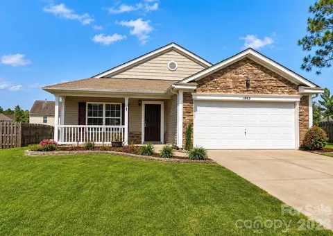 1843 Rustic Barn Dr, Huntersville, NC 28078