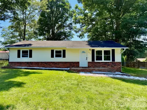 363 Don Mcginnis Rd, Lincolnton, NC 28092