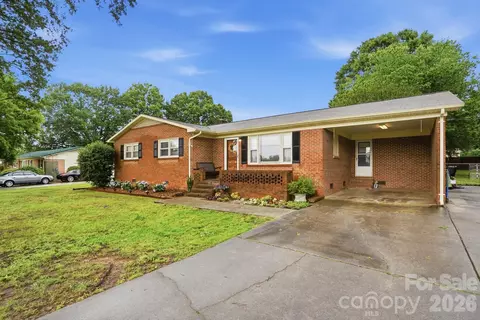 913 SW Gasser Sw Dr SW, Concord, NC 28027