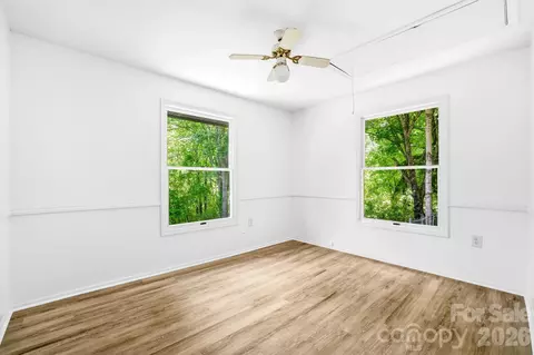 Bedroom - 270 Blake Branch Rd, Sylva, NC 28779 photo 1 of 6