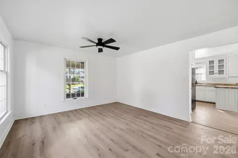 Living - 310 Roy Eaker Rd, Cherryville, NC 28021 photo 4 of 9