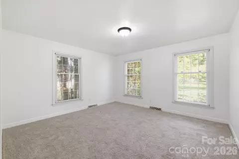 Bedroom - 310 Roy Eaker Rd, Cherryville, NC 28021 photo 3 of 7
