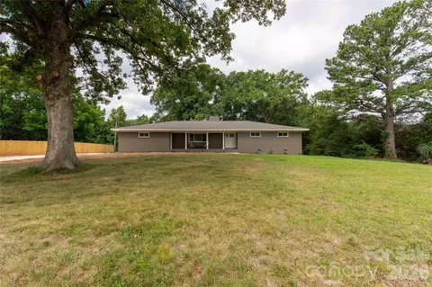 1297 Potter Rd, Lancaster, SC 29720