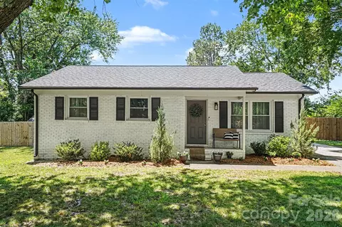 7903 Teakwood Rd, Indian Trail, NC 28079